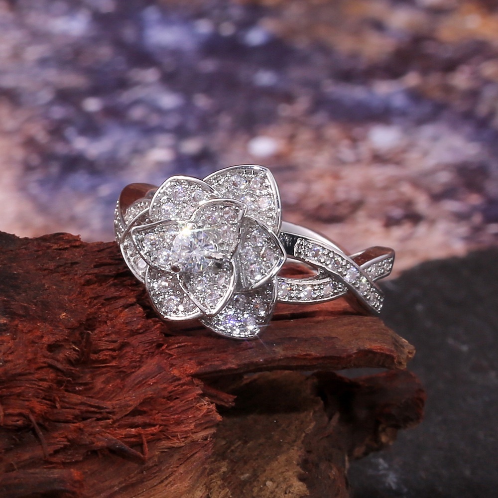 White Gold or Rose Gold Diamond Engagement Wedding Anniversary Friendship Ring